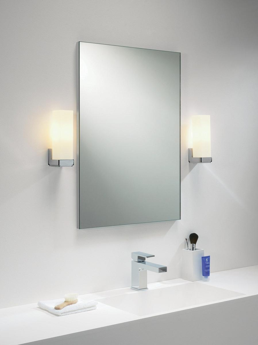 TAKETA Opal glass wall lamp with dimmer