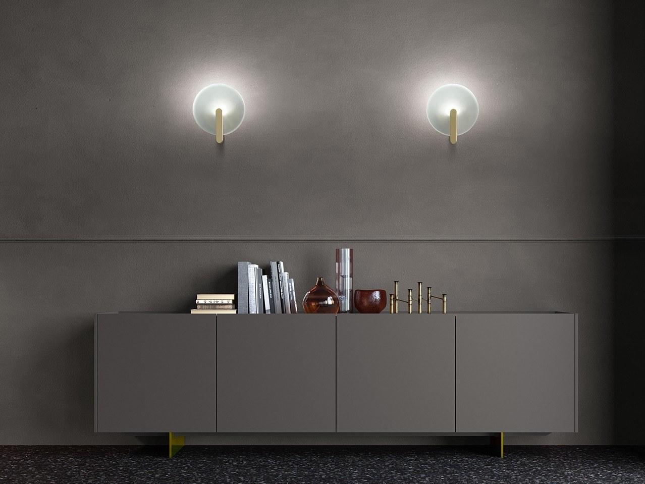 SINUA LED satin glass wall lamp