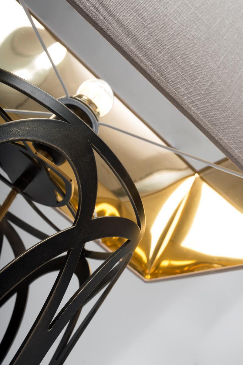 VIOLANTE Metal table lamp
