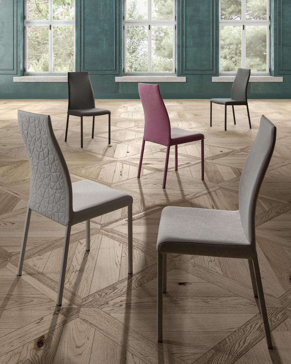 BLITZ Upholstered velvet chair