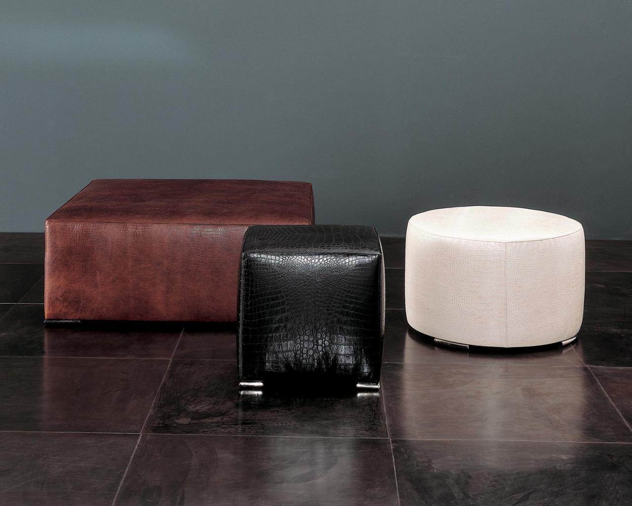 FORM Leather pouf in a luxury style