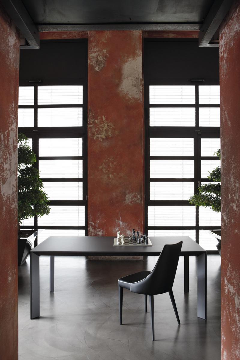 GENIO Rectangular tempered glass table