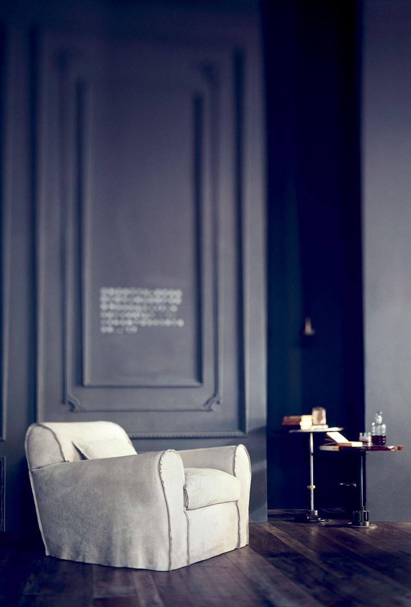 HOUSSE Leather armchair with armrests