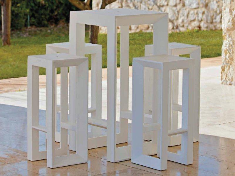 FRAME Square polyethylene high table