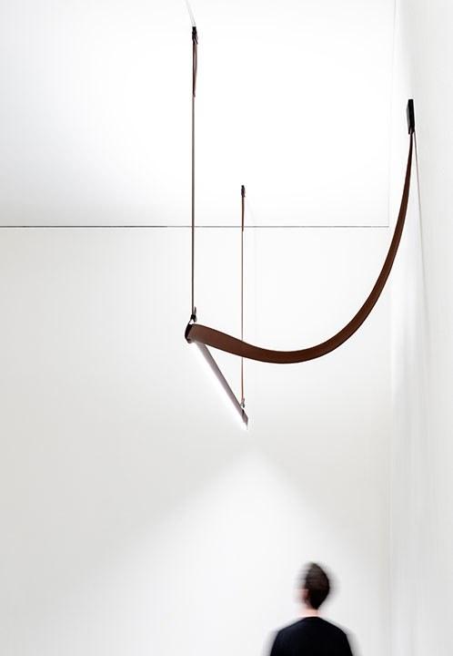 BELT LED tanned leather pendant lamp