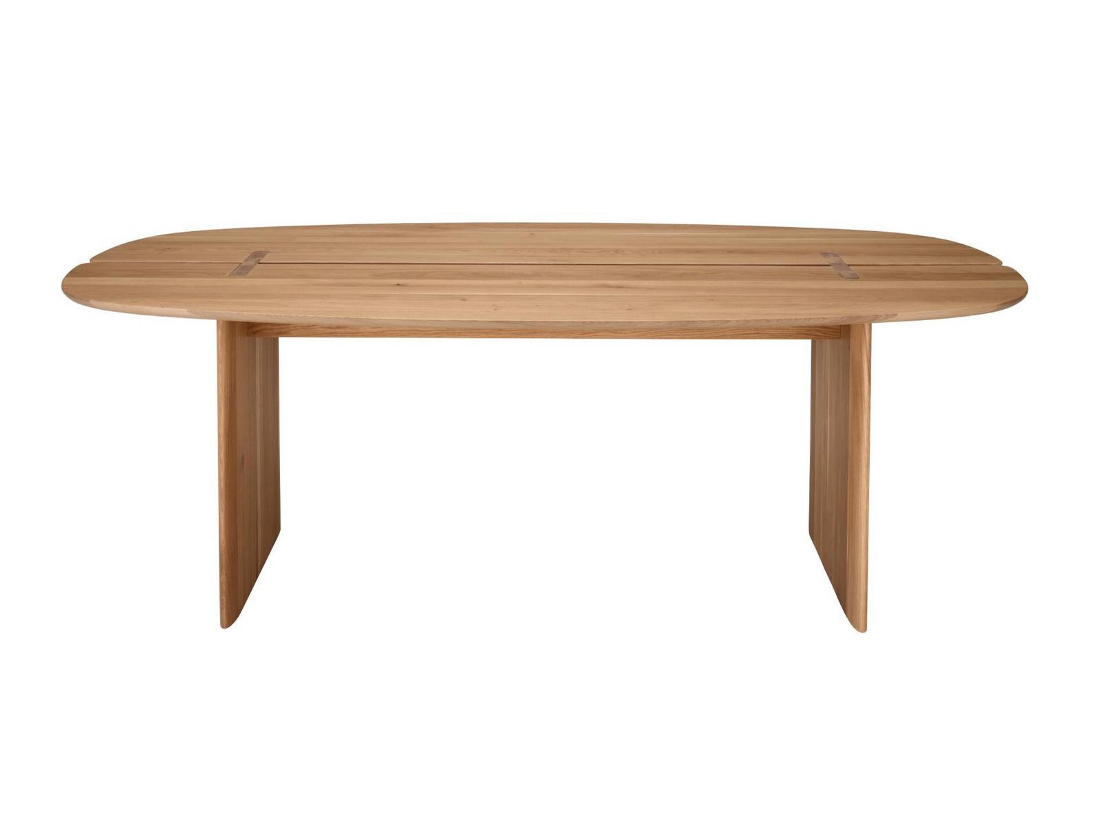 INTERVALLE Oval solid wood dining table