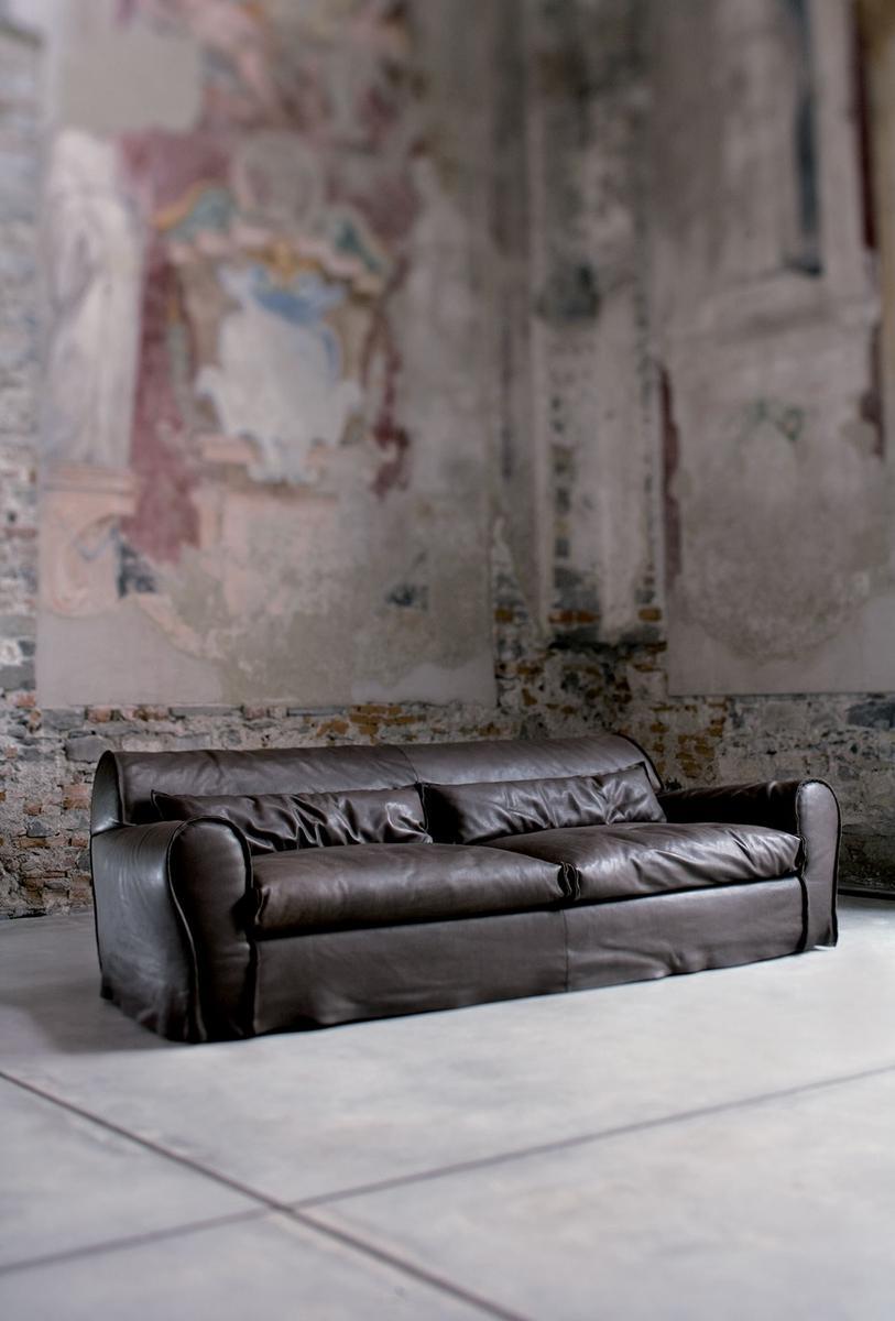 HOUSSE Leather sofa