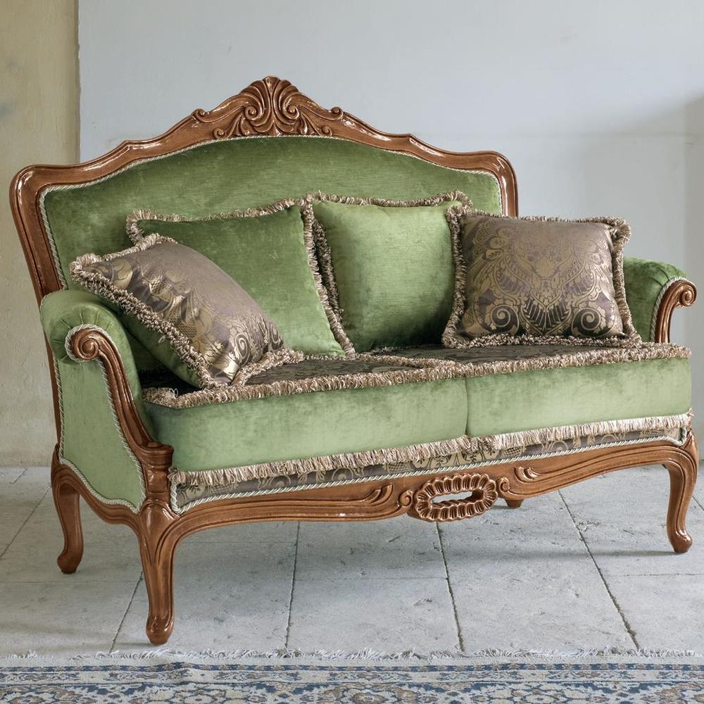 I DOGI Curved velvet sofa
