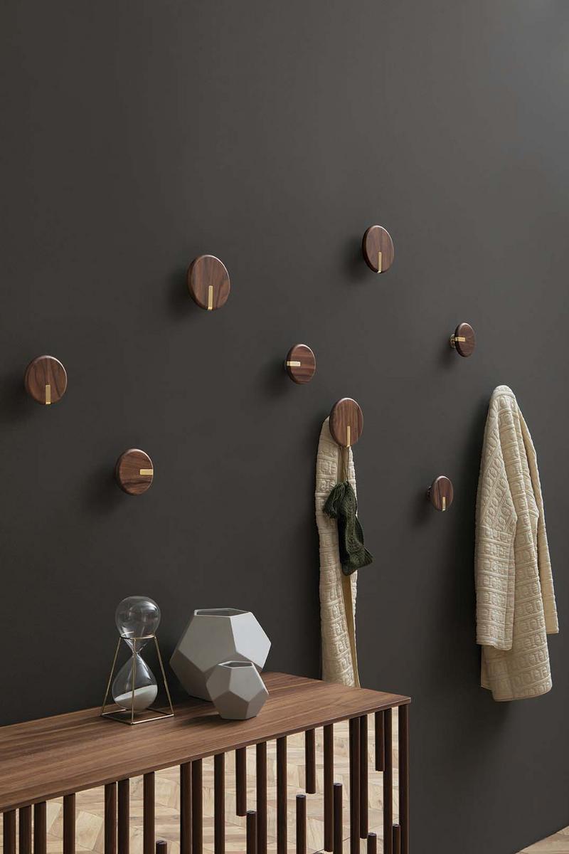 TWEENS Wall-mounted solid wood Wall hook