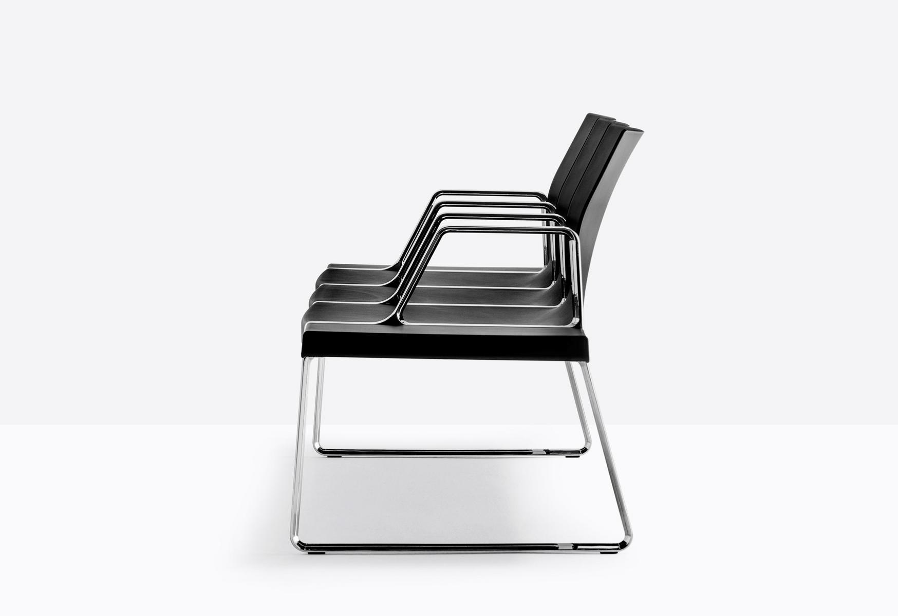 PLURAL P02013/2014/2016/2019 Bench with armrests