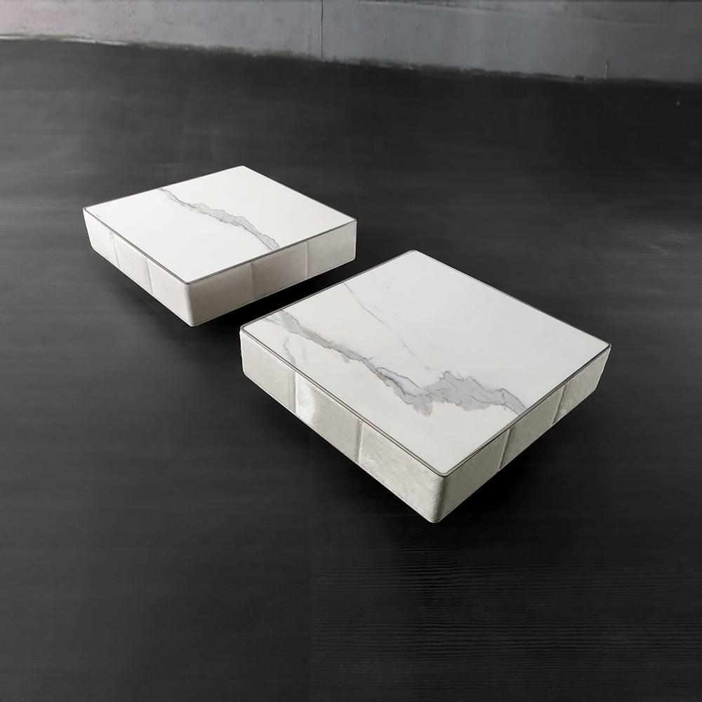 HUGO Marble coffee table in a classic style