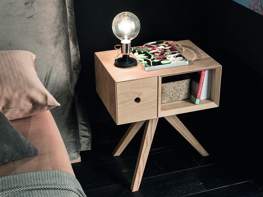 GEKO Rectangular oak bedside table with drawers