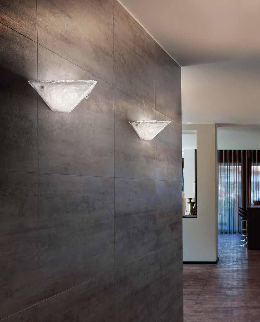 MEMMO Glass wall light