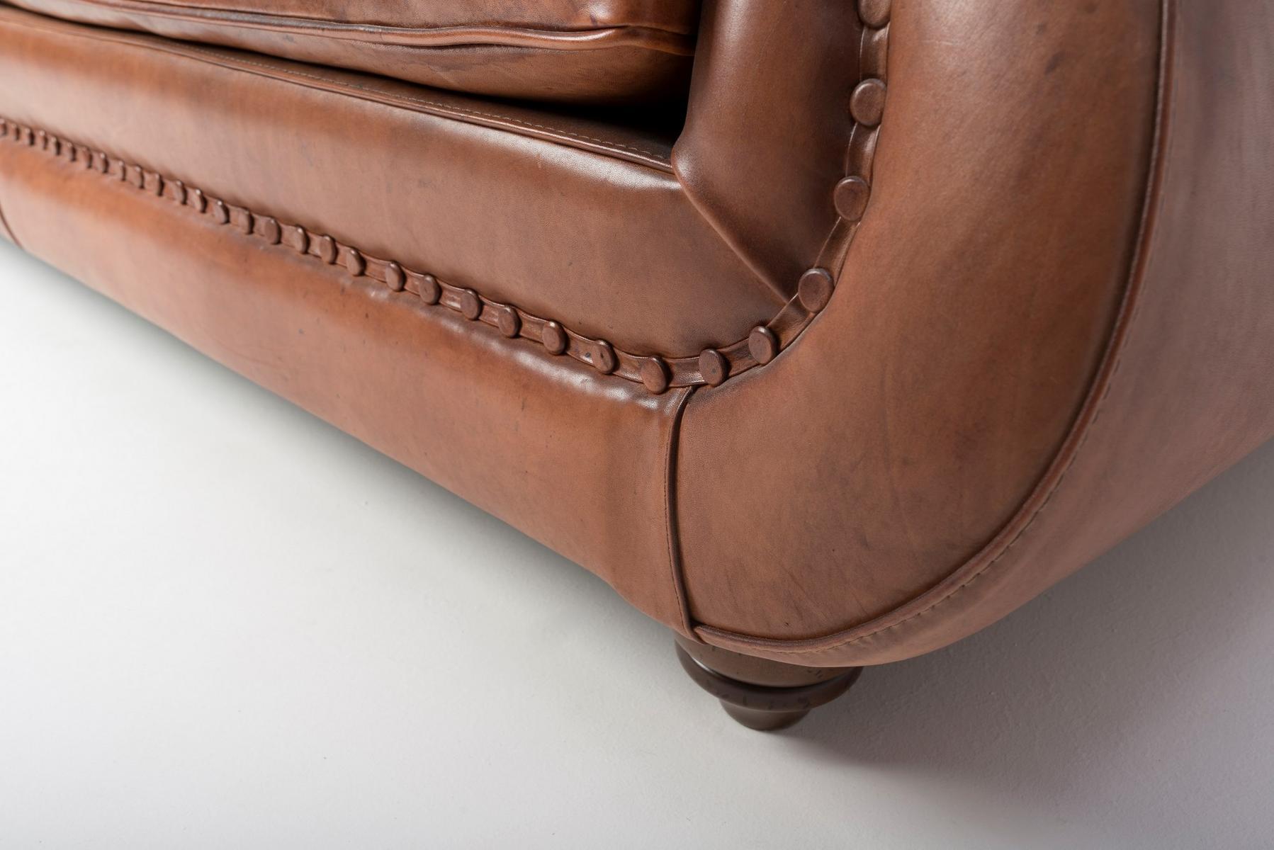 TIPO Tufted 3 seater leather sofa