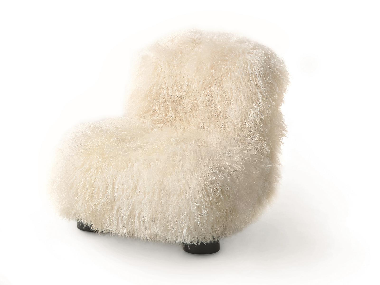 BOTOLO LOW Upholstered fur armchair