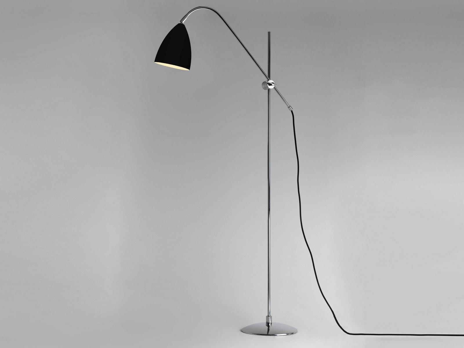 JOEL Adjustable steel floor lamp with swing arm