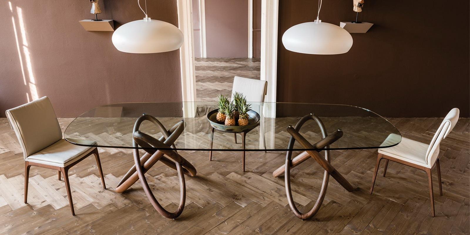 CARIOCA Round wood table