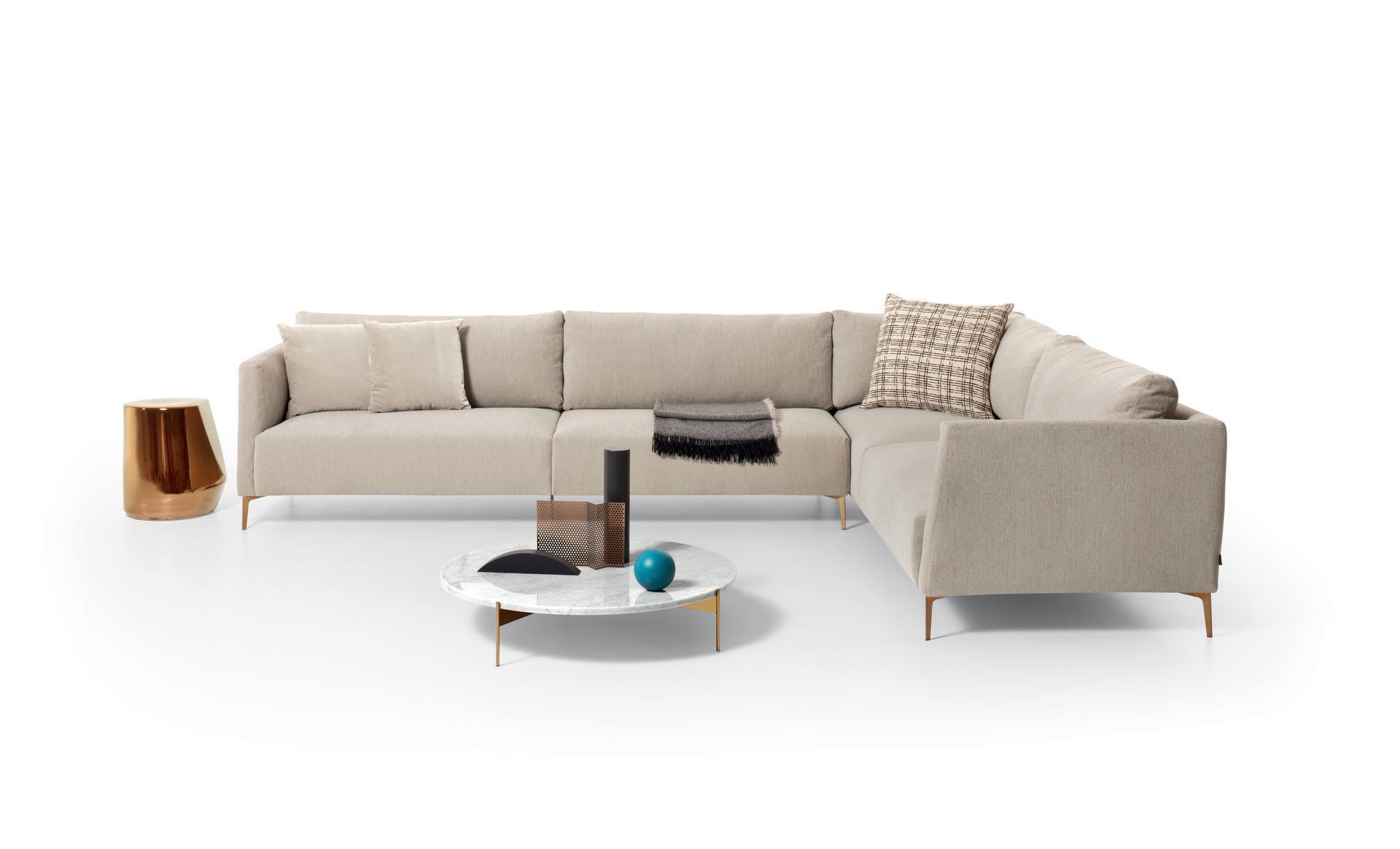 VOLO Fabric sofa