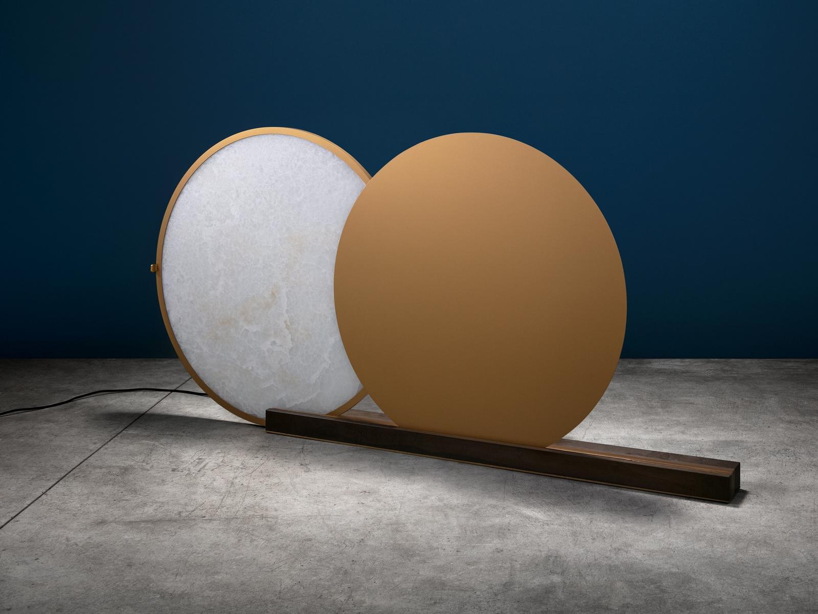 ALCHEMIE F LED alabaster and brass floor lamp