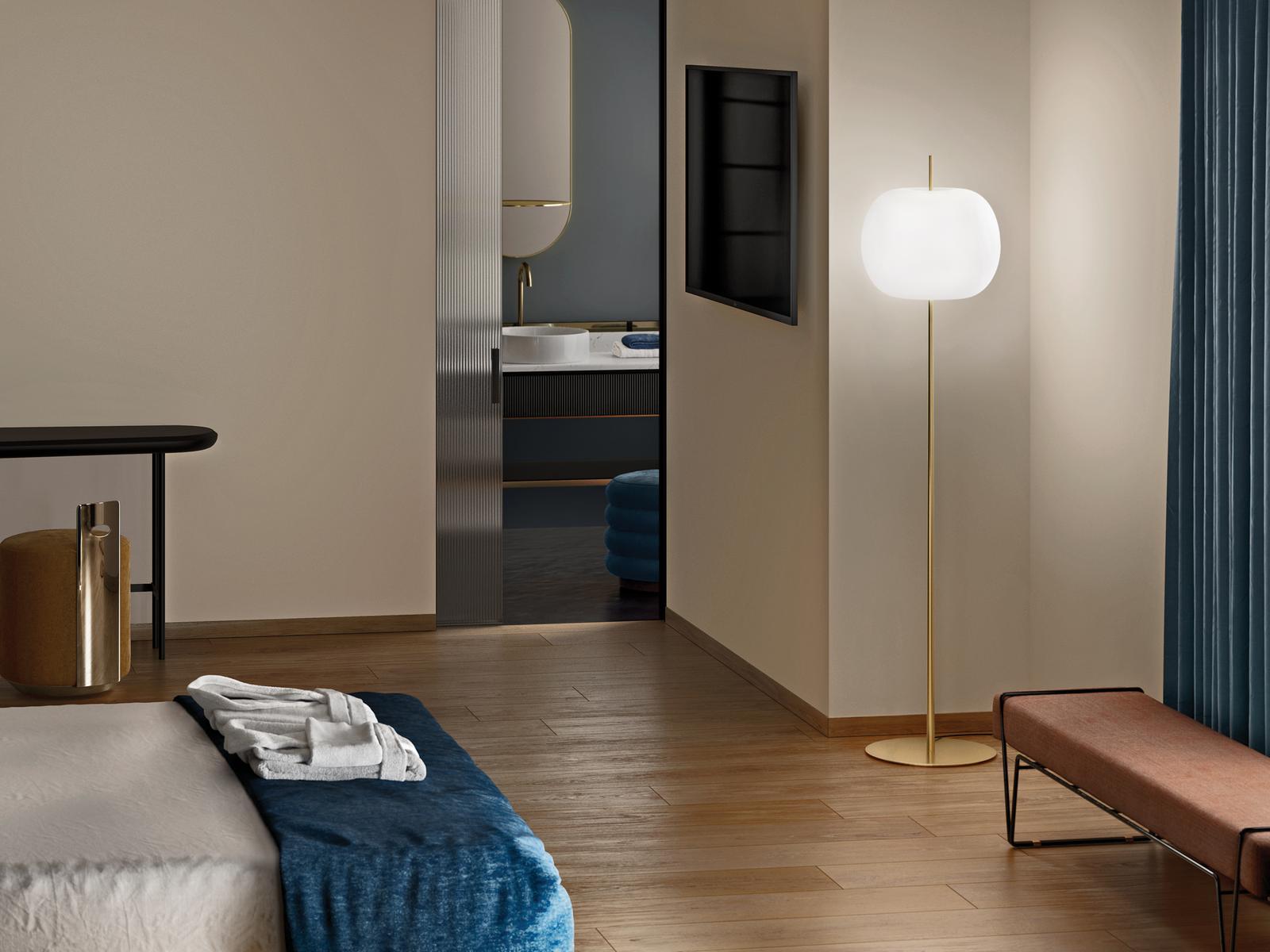 KUSHI XL Opal glass floor lamp
