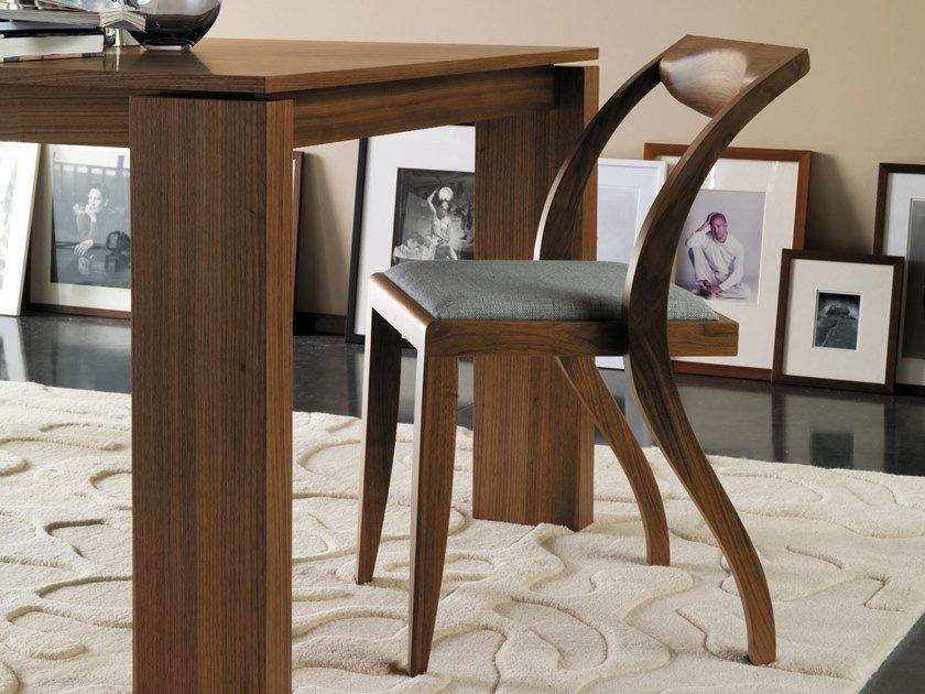 ARLEKIN Open back solid wood chair
