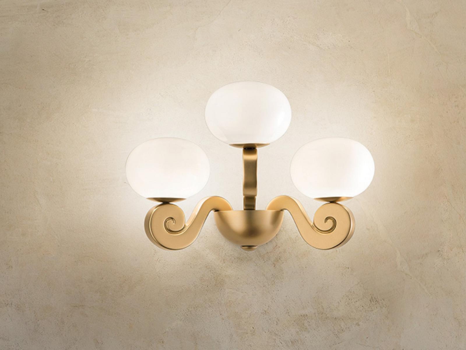 BUSTIER A3 Expanded polyurethane wall lamp