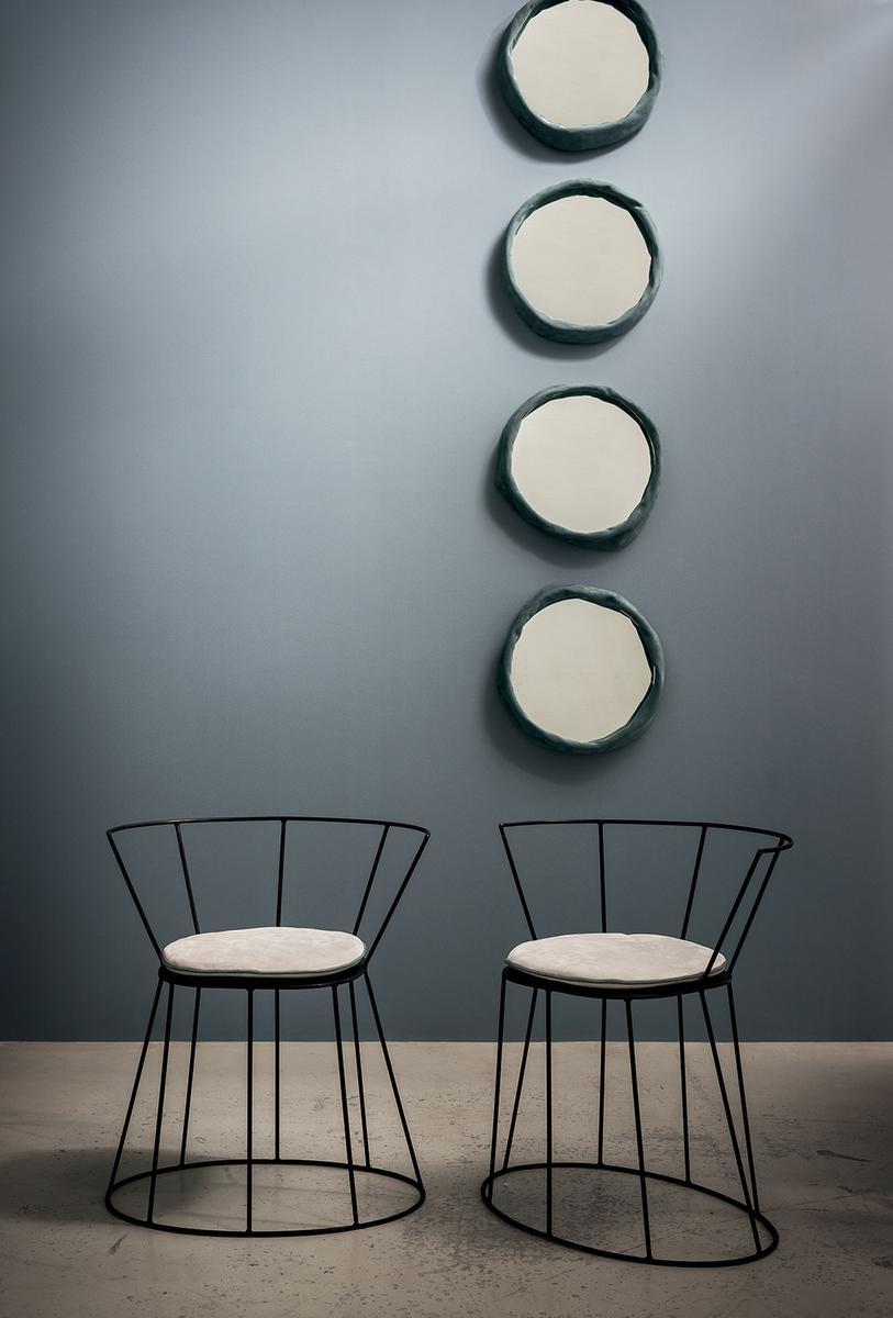 GIBELLINA NUDA Iron chair with armrests