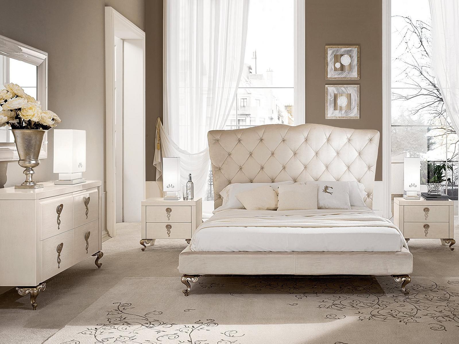 GEORGE Upholstered double bed with high headboard