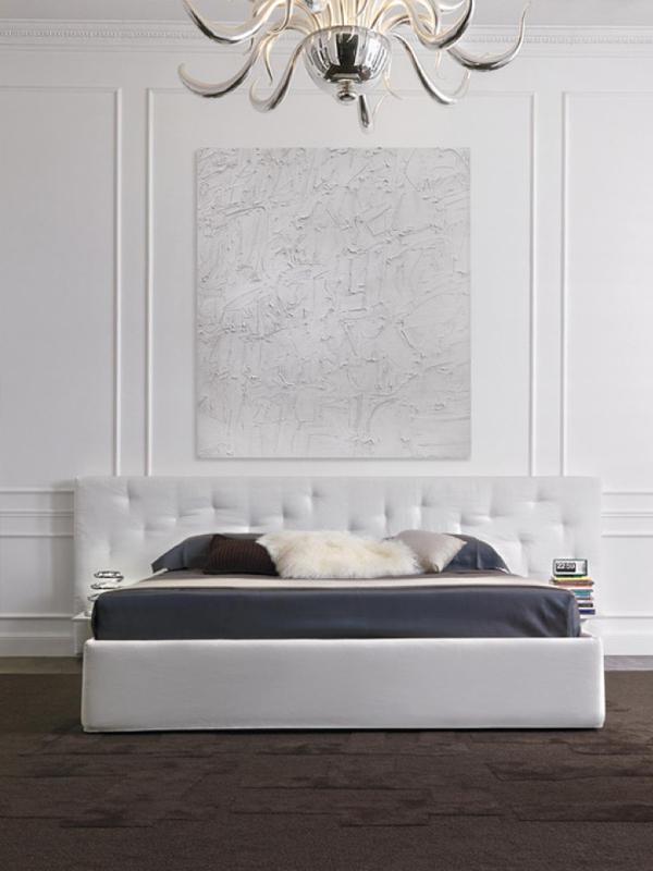 CHANCE Double bed with high headboard