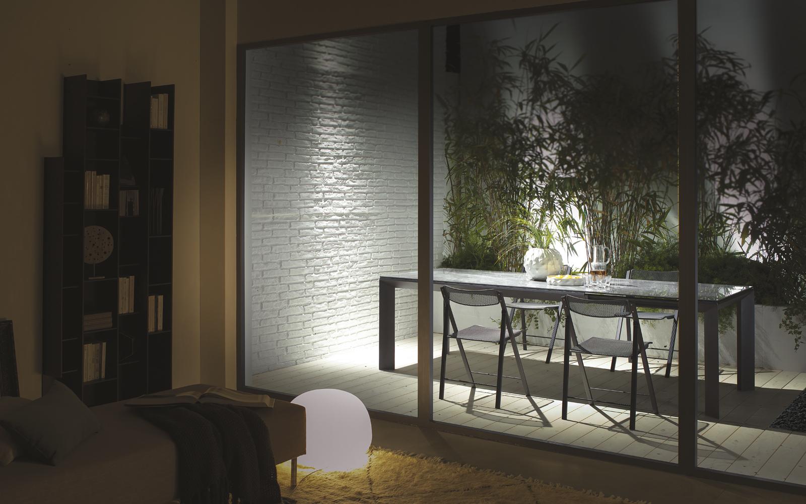 METRÒ Extending crystal dining table