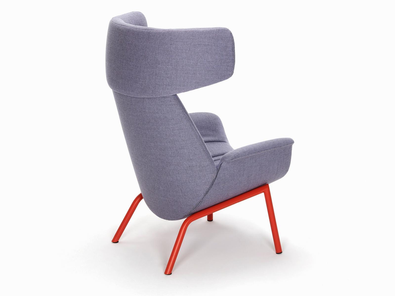 ILA 2022 Upholstered armchair with headrest