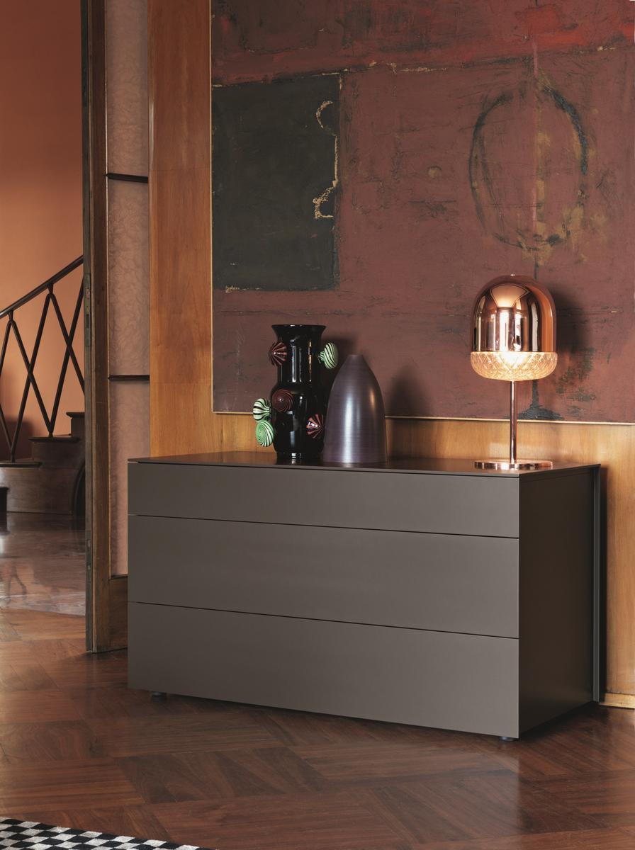 JUTA Wooden chest of drawers