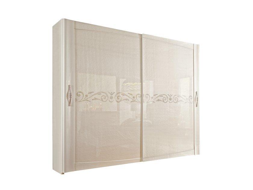 TREND Built-in wooden wardrobe with sliding doors