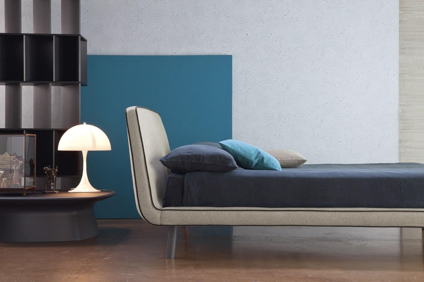 JOE Upholstered bed