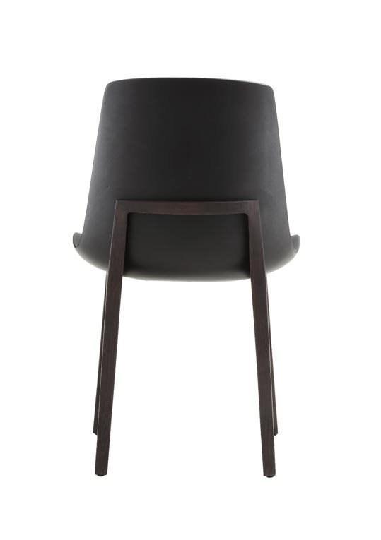 VENTURA Upholstered leather chair