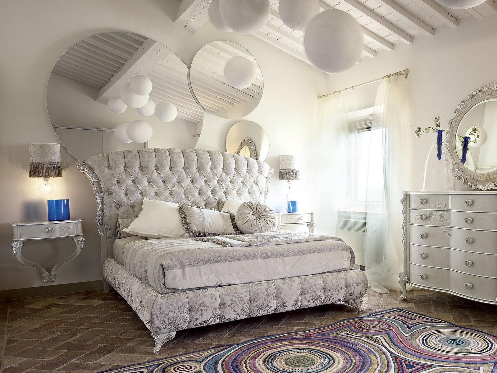 CAPRI Wall-mounted bedside table