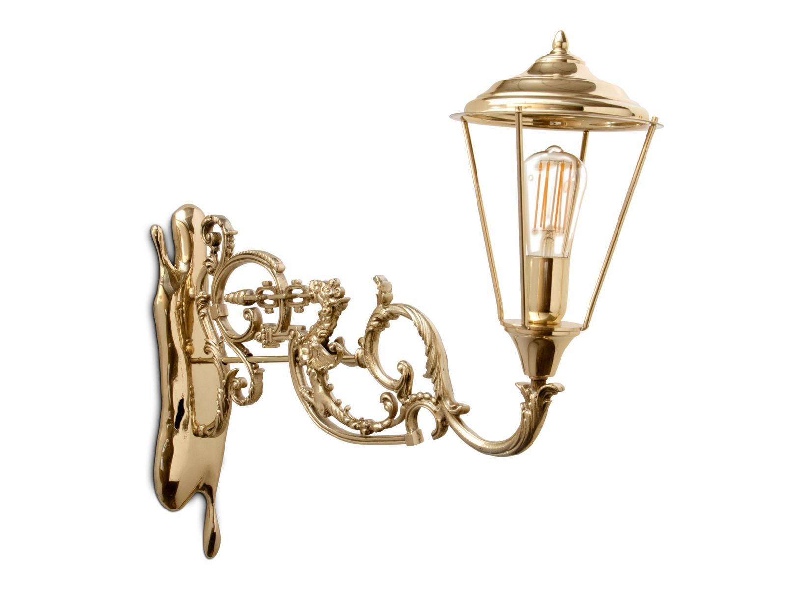 LUMIERE Brass wall lamp