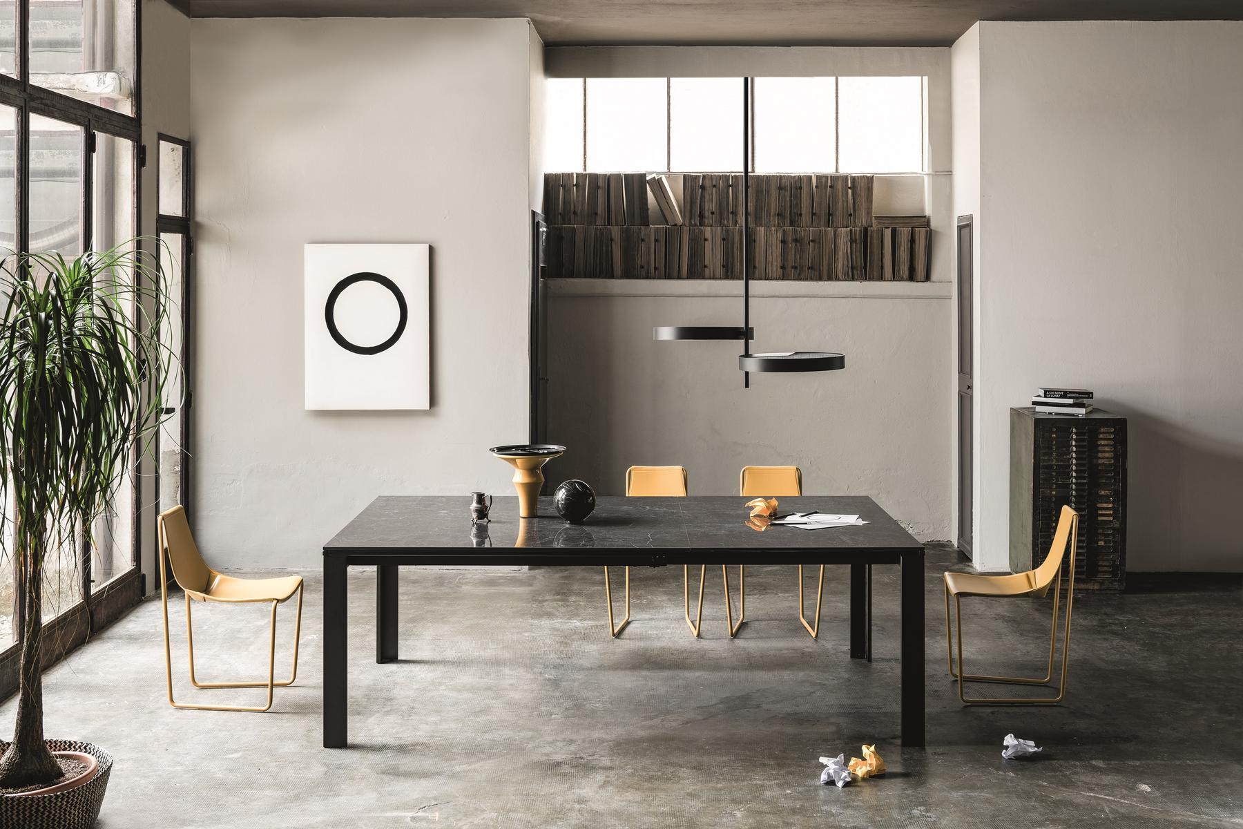 MARCOPOLO Extending square glass ceramic dining table