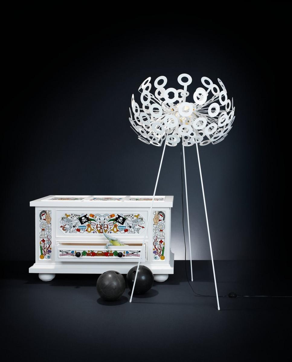 DANDELION FLOOR LAMP Aluminium floor lamp