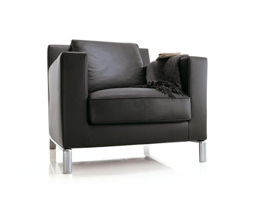 LIDO Leather armchair with armrests