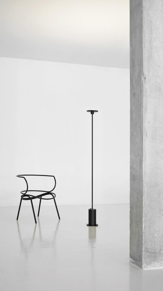 UP LED aluminium floor lamp with dimmer