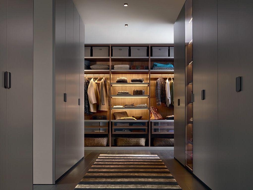 SENZAFINE Sectional wooden walk-in wardrobe