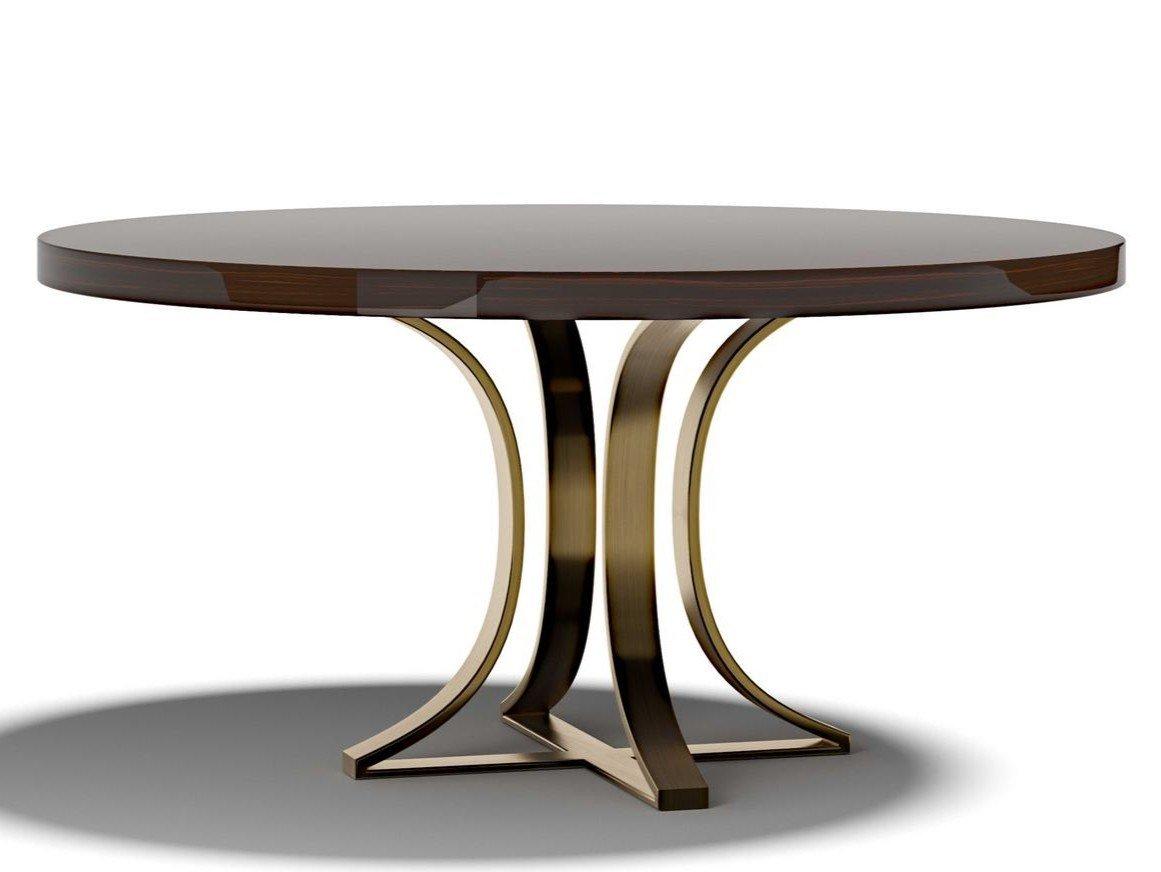 MUST T Round wooden dining table