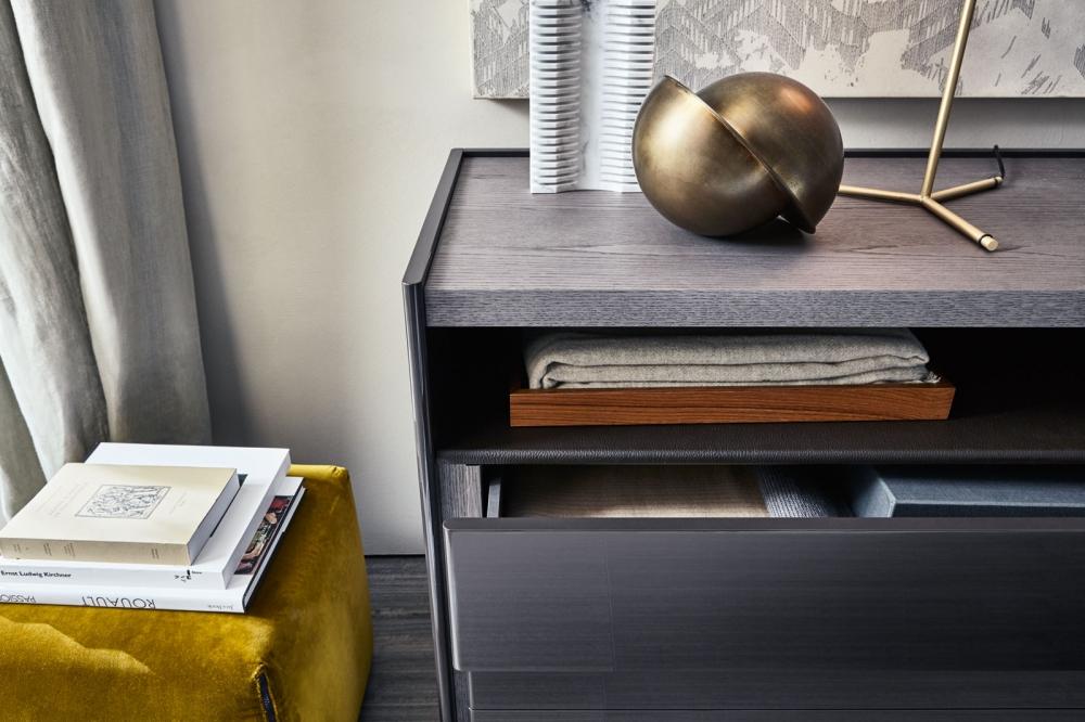 5050 Wooden chest of drawers