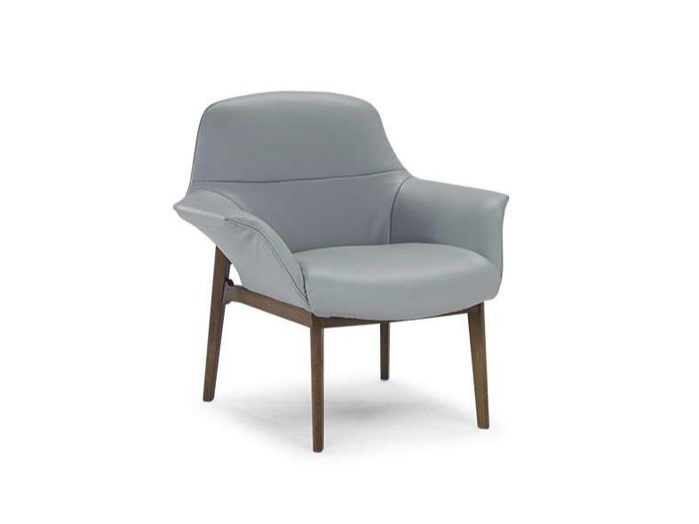 AURA Leather easy chair with armrests