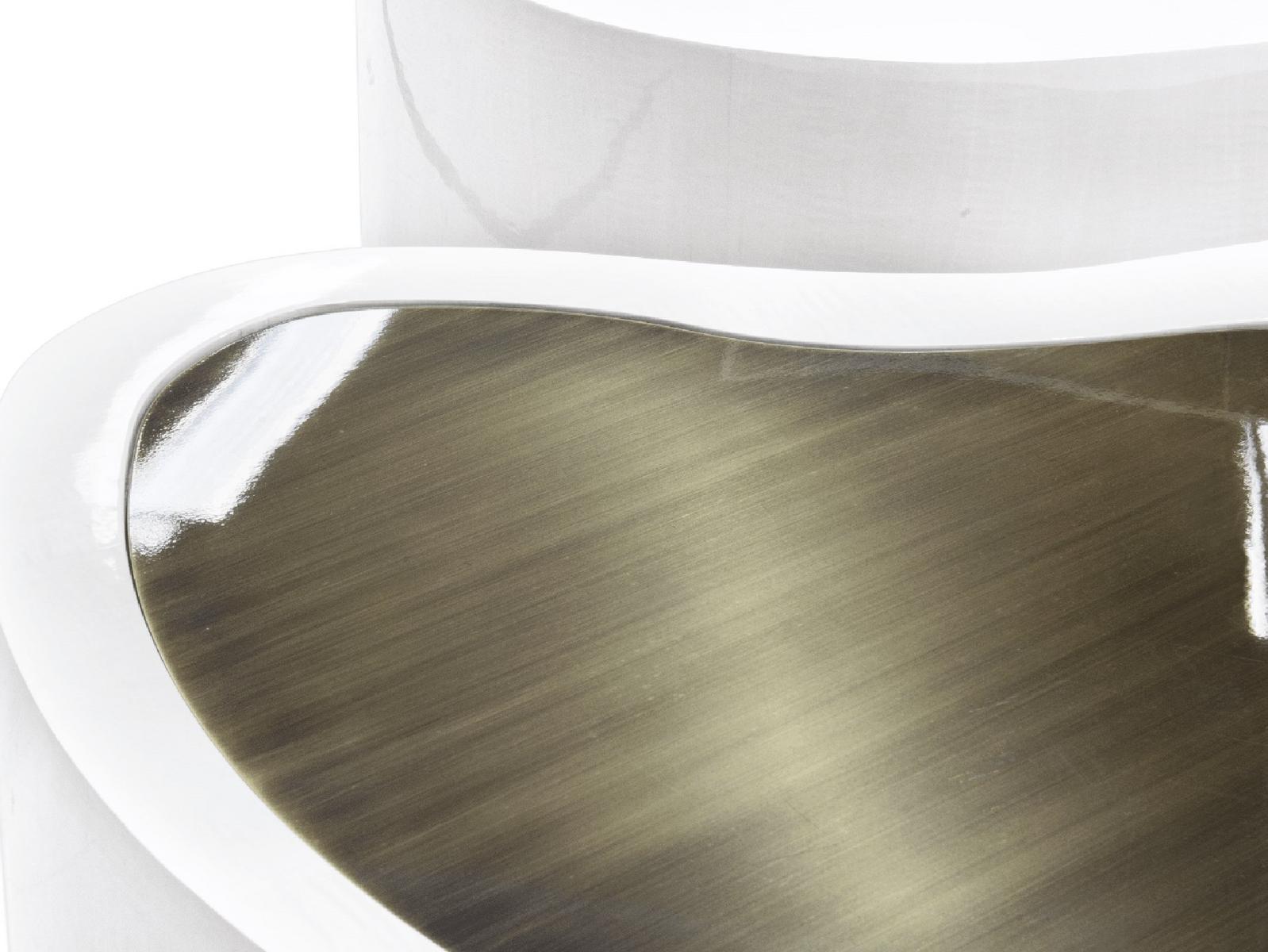 WAVE Low coffee table