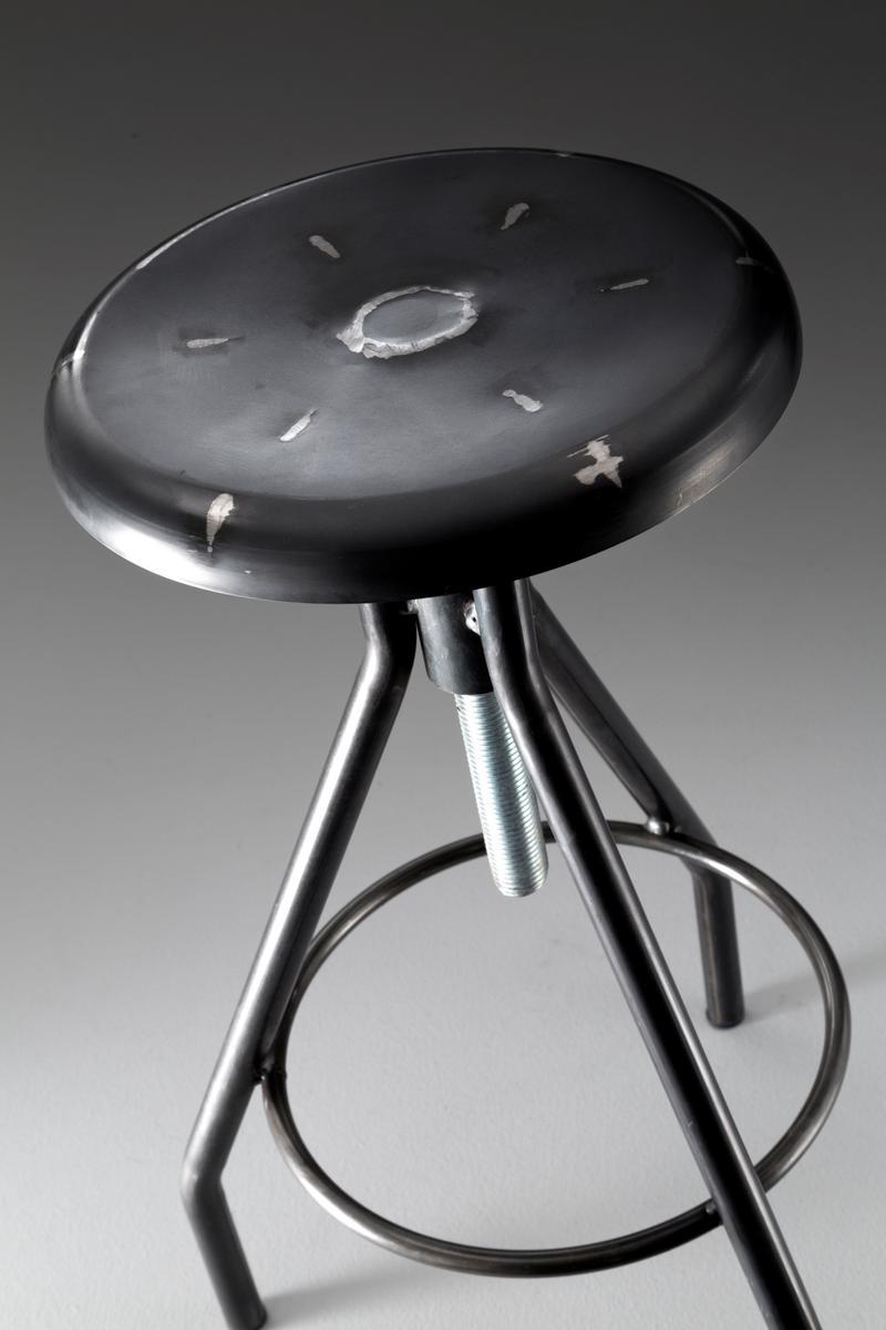 JOOKE Height-adjustable swivel iron stool