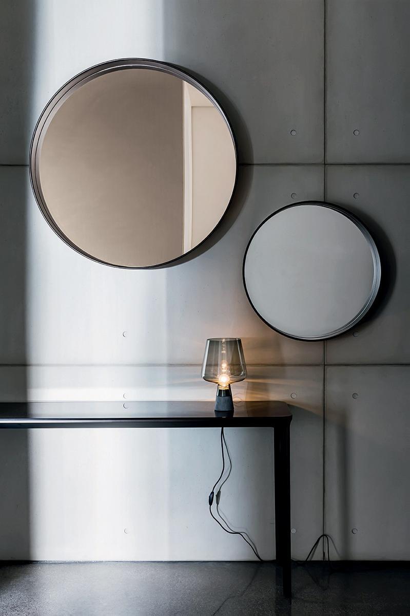 HORIZON Round wall-mounted framed mirror