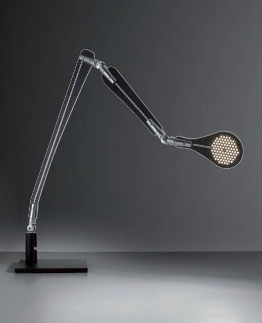 INA LED direct light desk lamp