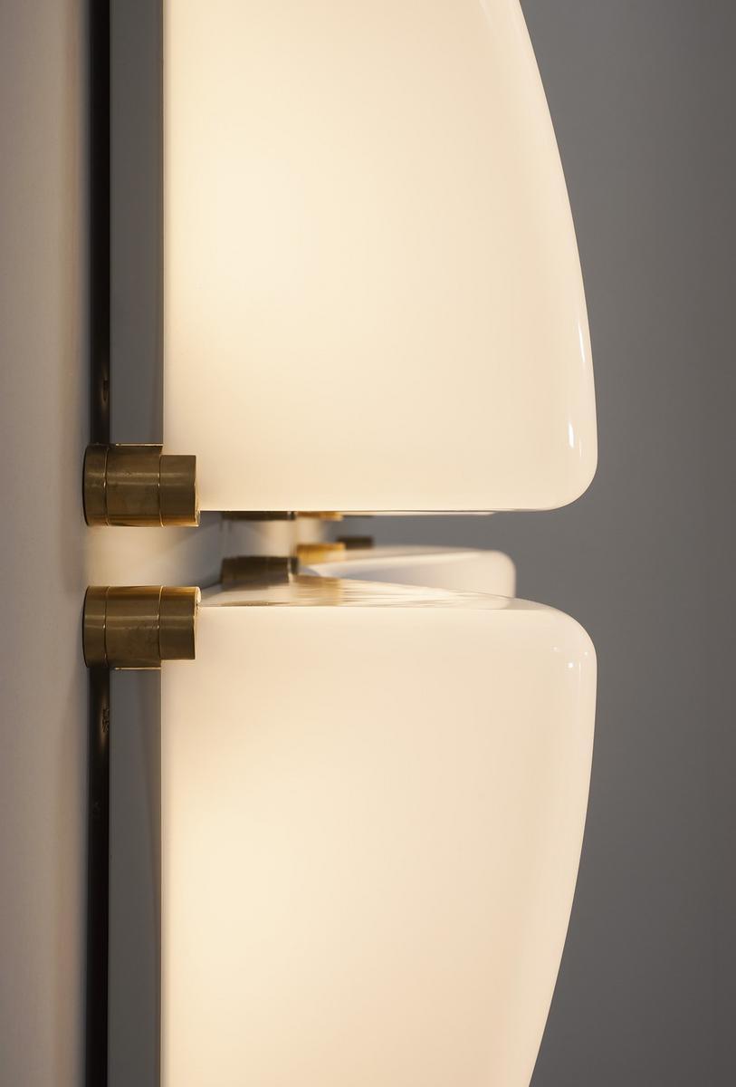 GOOGIE LED methacrylate wall lamp